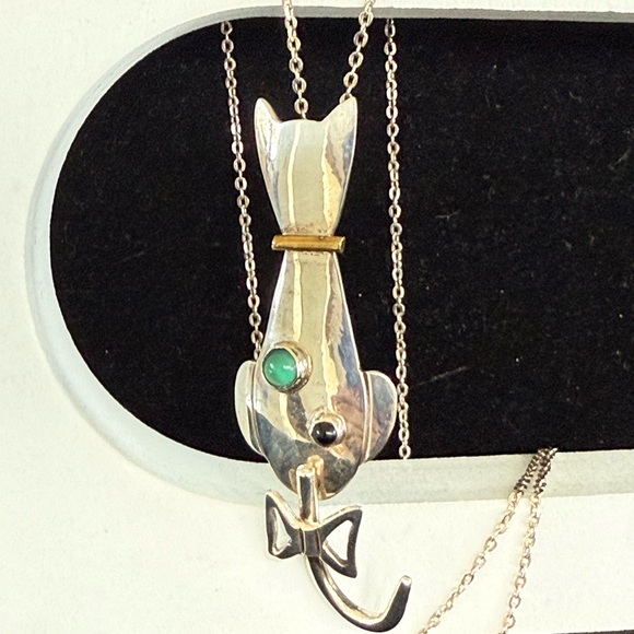 Sterling Silver Cat Pendant Necklace withMoveable Tail